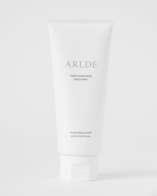 ハイリーモイスチャライジングボディクリーム
